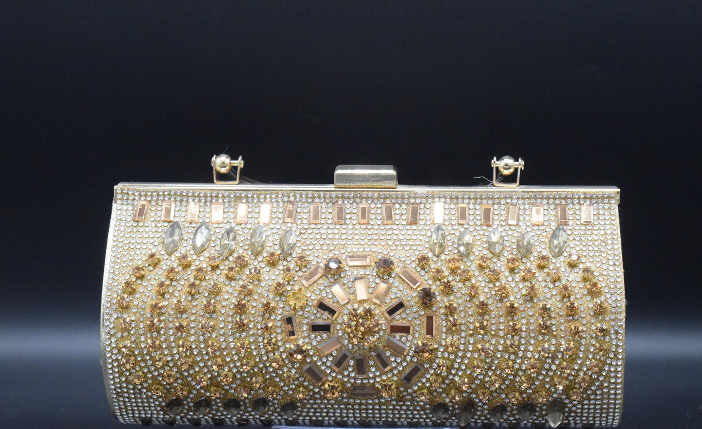 Shop The Premium Party Wear Golden Hand Clutches at 4feetstore