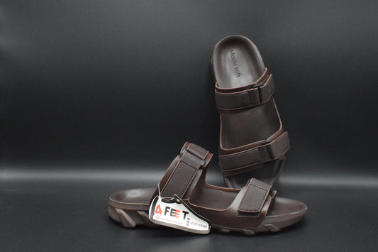 Buy Premium Imported Slippers at 4feetstore Peshawar