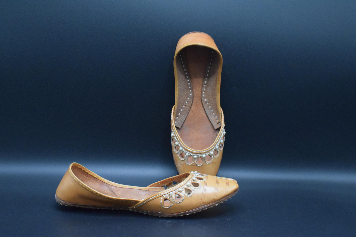 Shop Genuine Leather Khussa at 4feetstore Peshawar
