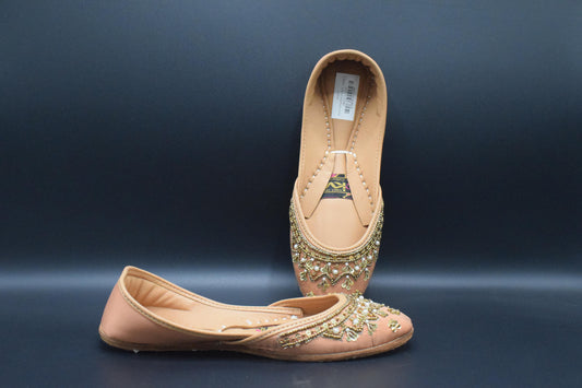 Shop party wear Khussa at 4feetstore Peshawar