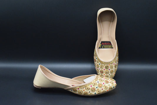 Shop Premium New arrivals of Ladies Khussa hand made