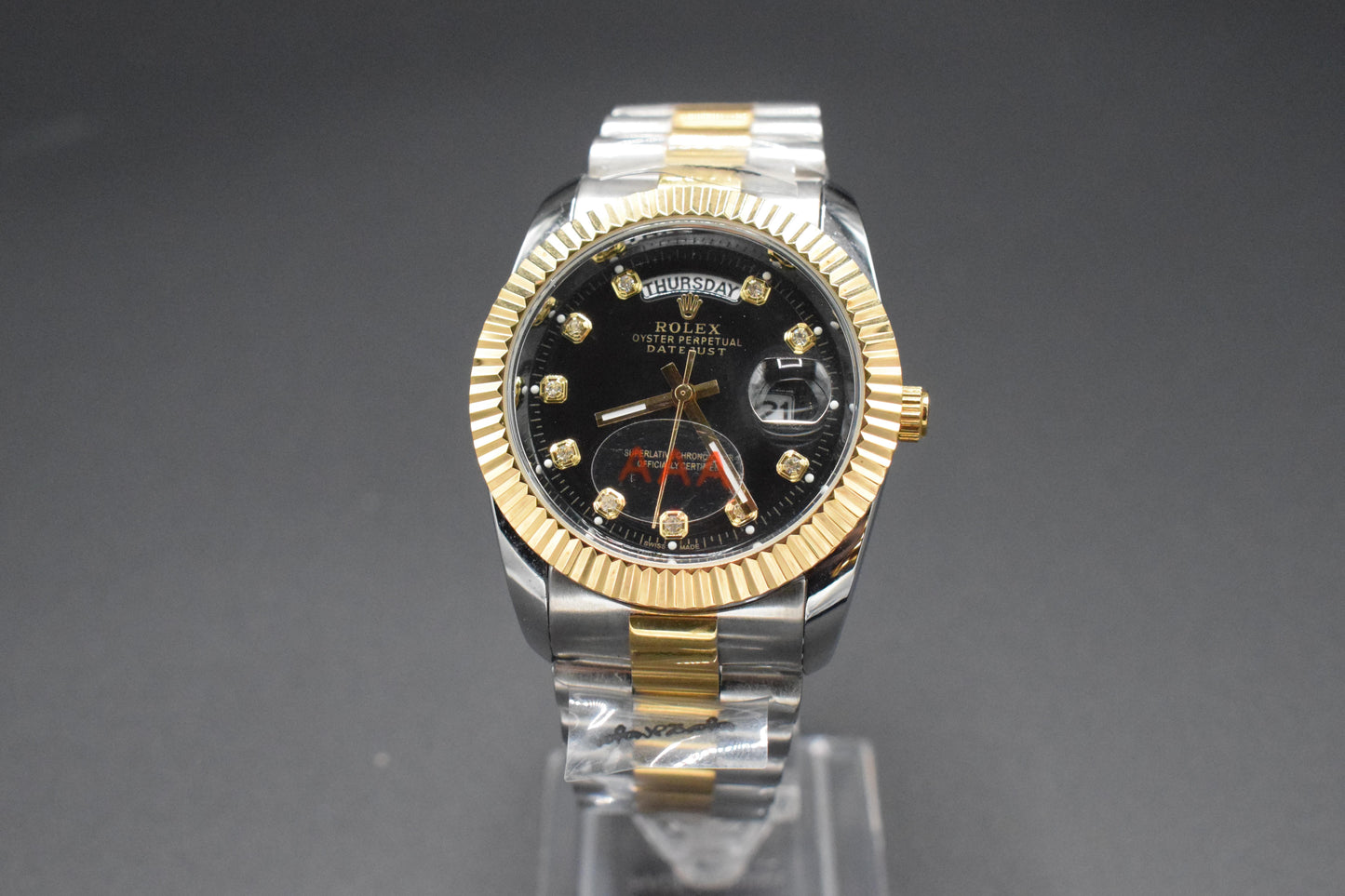 Buy The Premium AAA Grade Rolex Watch At 4Feet
