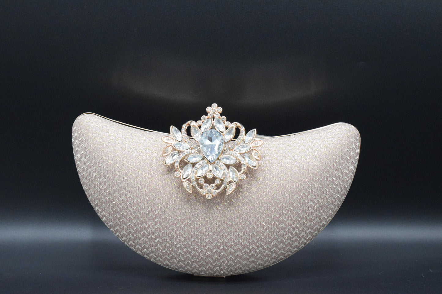 Buy Premium Quality Hand Clutches for your wedding season