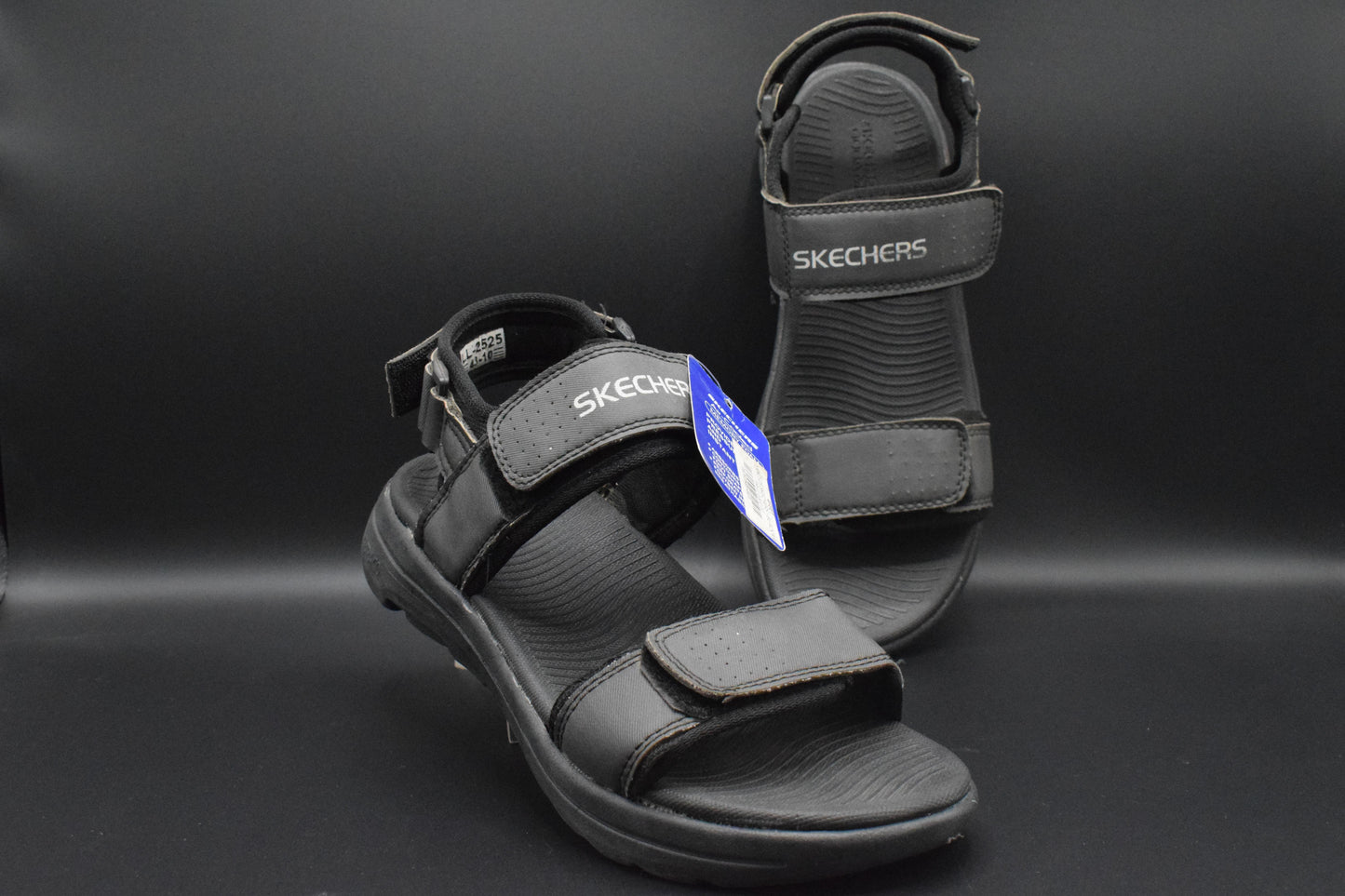 Buy Skechers Sandals this summer at 4feet Peshawar