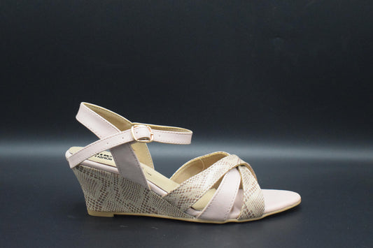 Buy Now Ladies Pink Mid heels Sandals at 4feet