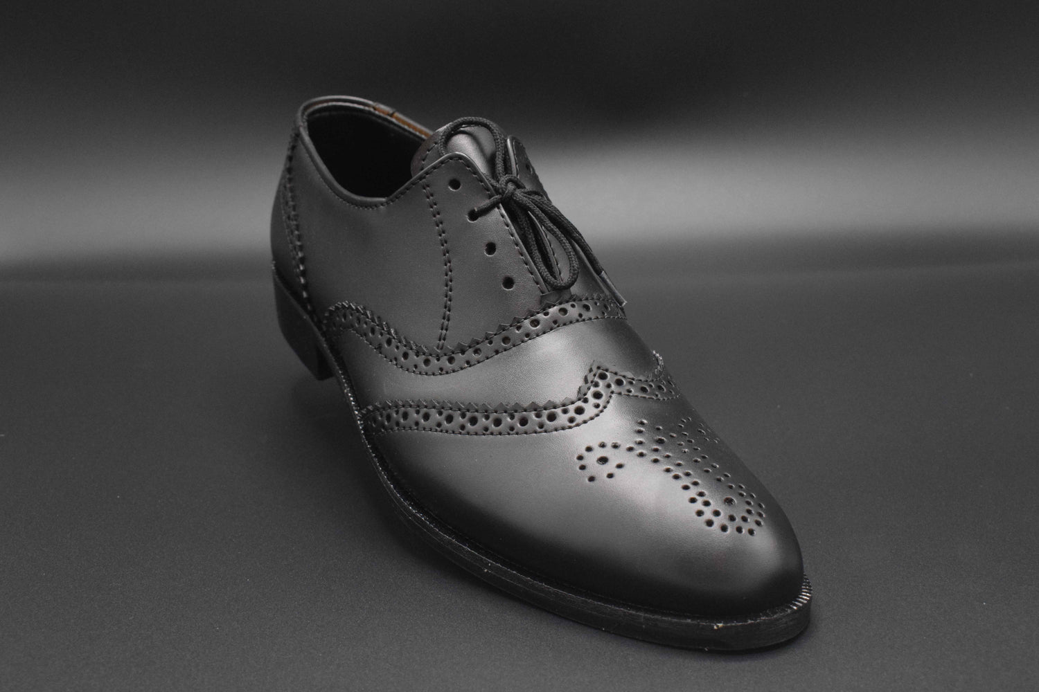 Buy Now Pure Leather Brock Shoes at 4feetstores