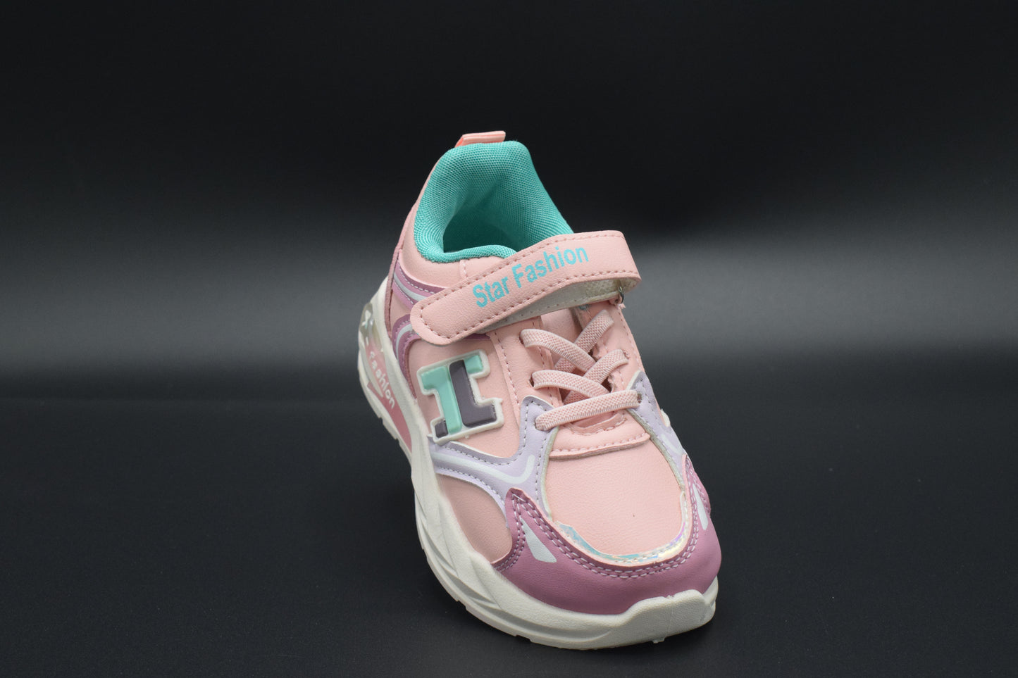 Shop the New arrivals kids Joggers at 4feetstores